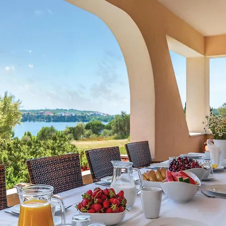 Beautiful Home In Pula With House Sea View