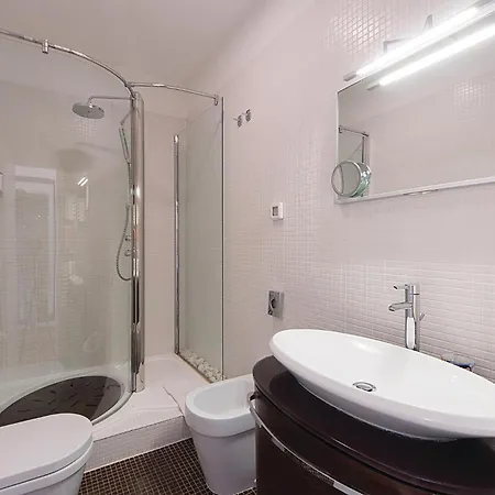 בית נופש Gorgeous Home In Pula *