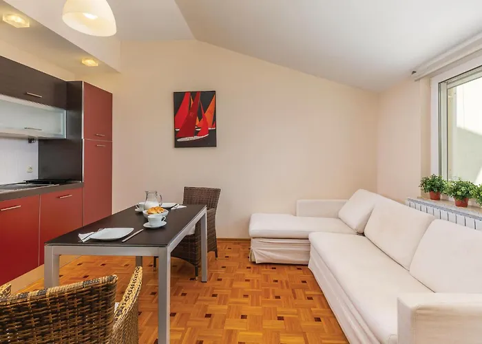 Holiday Home Pomer II Vikendica *