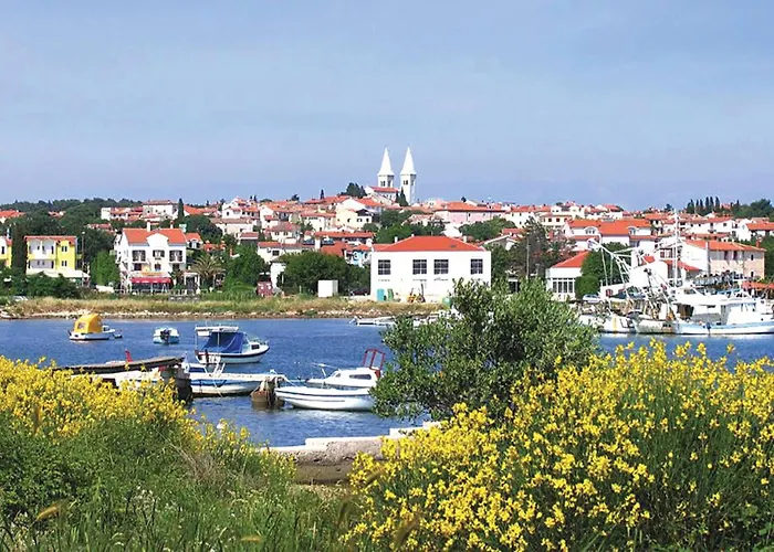 Holiday Home Pomer II Vikendica