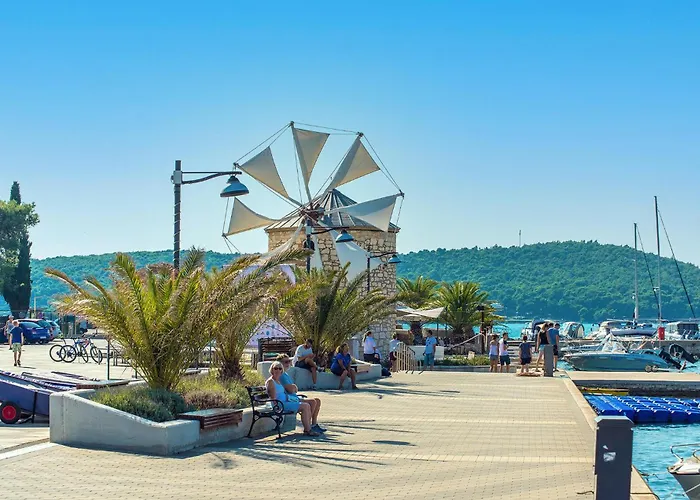 Holiday Home Pomer II *