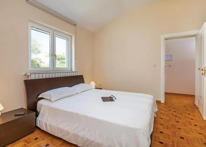 Holiday Home Pomer II Vikendica