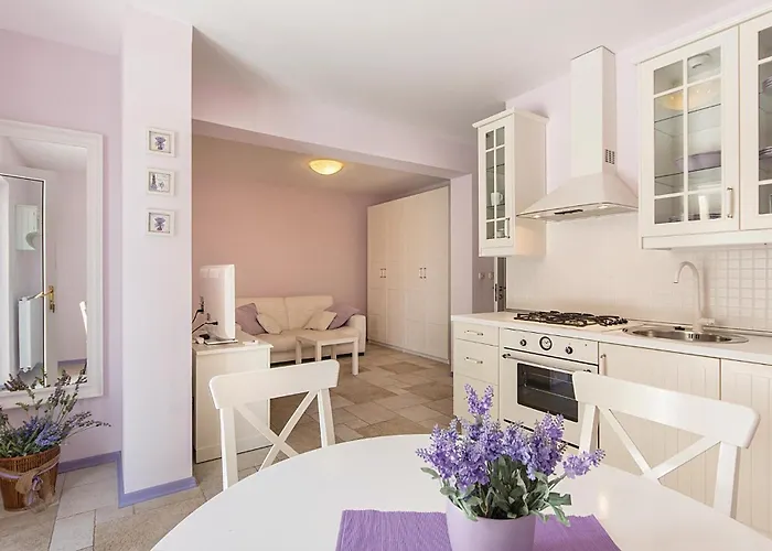 Holiday Home Pomer II Vikendica