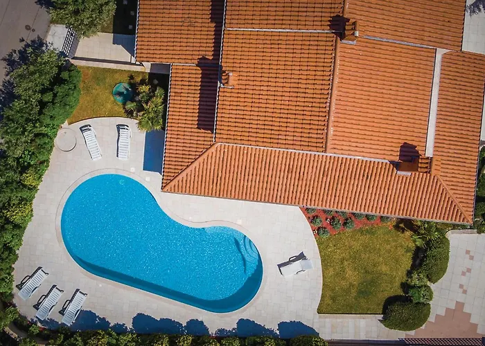 Pomer Ii Feriehus Pula